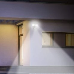 BargainJunkie New LUXWORX Battery Powered Dual Head Motion Sensor Light