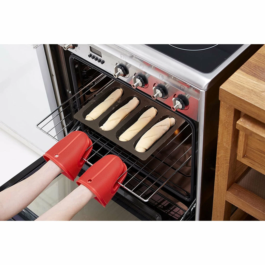 BargainJunkie Lekue Mini Baguette Bread Pan