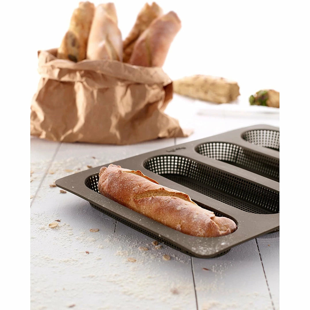 BargainJunkie Lekue Mini Baguette Bread Pan