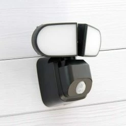 BargainJunkie New LUXWORX Battery Powered Dual Head Motion Sensor Light