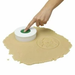 BargainJunkie Kitchen Chef'n Set Of 5 XL Holiday Cookie Cutter Stamps