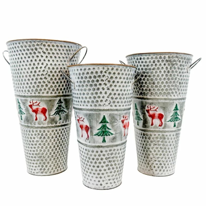 BargainJunkie 3pc Christmas Metal Vase Set