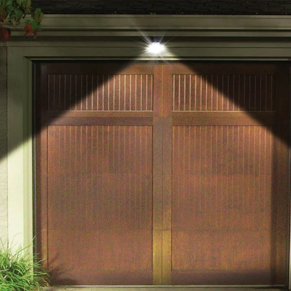 BargainJunkie Ever Brite Ultra Motion Activated Solar Power LED Light New