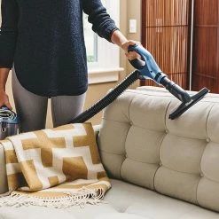 BargainJunkie Shark NV642 Rotator Lift-Away Upright Vacuum, Refurbished