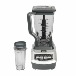 BargainJunkie New Ninja Professional Blender With Single Serve BL740 Certified Refurbished