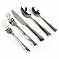 BargainJunkie Gibson Fairford 20 Pc. Flatware Set
